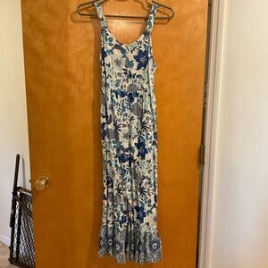 Blue and White Tiered Ruffled Sundress with Scoop Neck